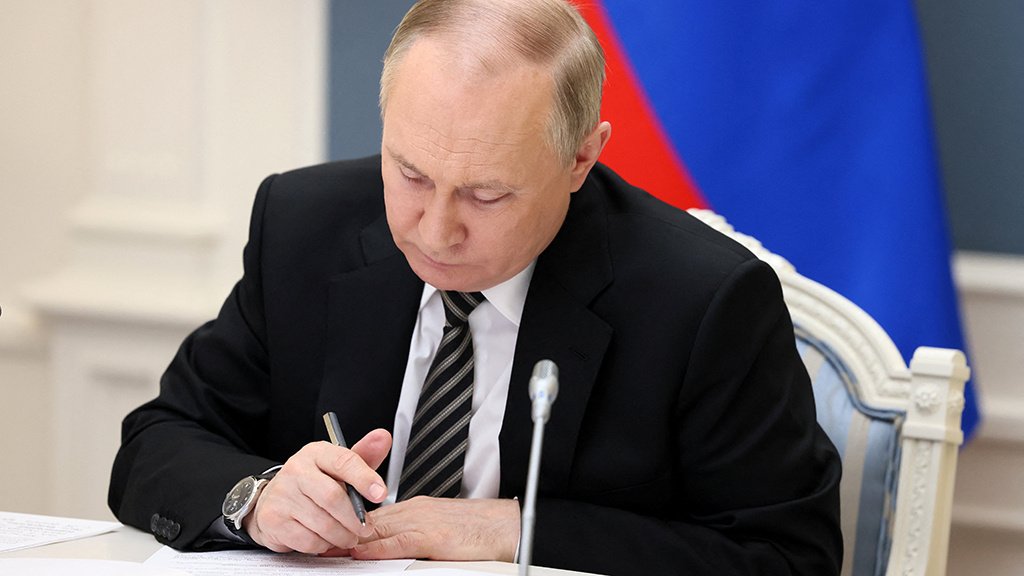 Путин подписал указ о призыве пребывающих в запасе на военные сборы